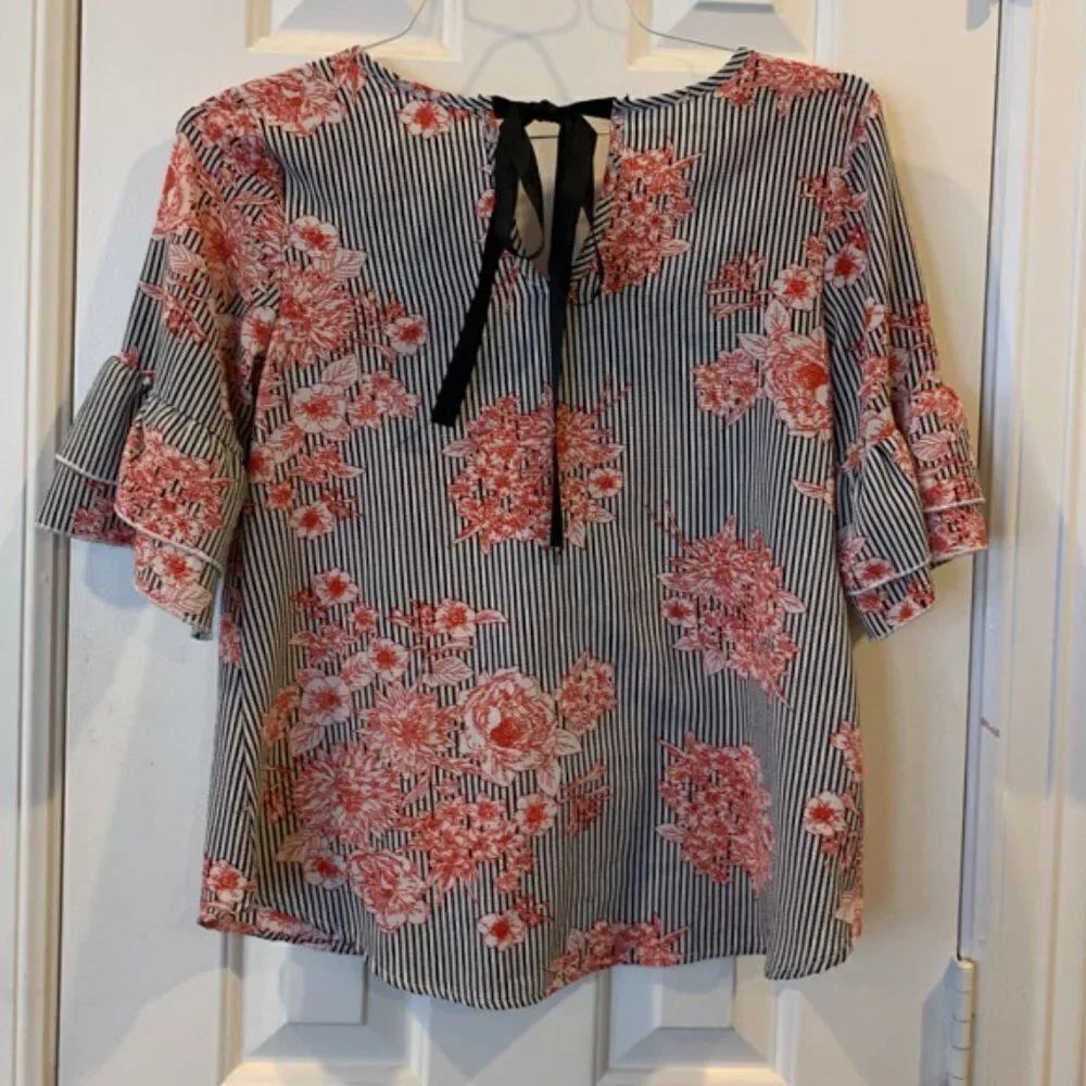 Lodys Red Floral Blouse - Picture 4 of 5